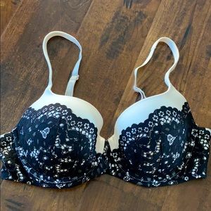 VS Body by Victoria Lined Demi